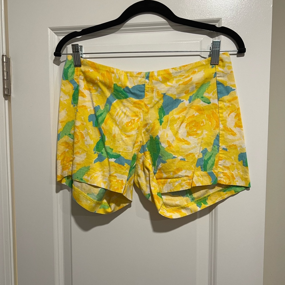 EUC Size 2 Lilly Pulitzer shorts